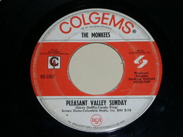 The Monkees Pleasant Valley Sunday Vintage 45 Rpm Phonograph Record - £15.14 GBP