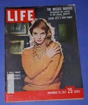 LASSIE LIFE MAGAZINE VINTAGE 1957 ELSA MARTINELLI - £31.49 GBP
