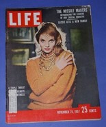 LASSIE LIFE MAGAZINE VINTAGE 1957 ELSA MARTINELLI - $54.80 CAD