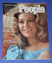 Joan Kennedy People Weekly Magazine Vintage 1974 - £32.47 GBP