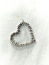 VAMPIRE HEART TEETH INSIDE HEART SILVER ALLOY PENDANT ADJ STRING NECKLACE - €6,88 EUR