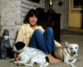 David Cassidy with pet dogs Charlie Chaplin statue 16x20 Canvas Giclee - £55.46 GBP