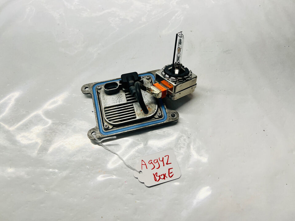 OSRAM 10R-044663 XENON HID BALLAST AND BULB HYUNDAI SONATA 92102c2100 - $75.00