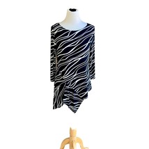Chicos Ladies Crew Neck Zebra Pattern Asymmetrical Top Tunic Blouse Shirt Small - £16.65 GBP