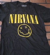 Nirvana- Smiley Visage Homme T-Shirt ~ Jamais Worn ~ Petit - £13.07 GBP+
