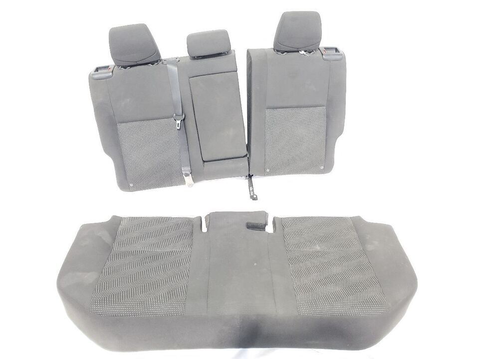 2018 Toyota Corolla iM OEM Hatchback Seat Rear 90 Day Warranty! Fast Shi... - $148.50