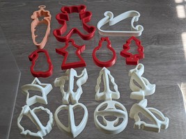 15 Cookie Cutter Holiday Shapes Vintage White and Red Plastic Outlines - £6.12 GBP