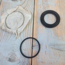 GM 21010542 Saturn S Series SL SW SC Front Brake Caliper Seal Rebuild Ki... - $23.37