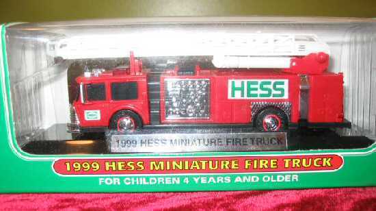 1999 HESS Toy Miniature Mini Fire Truck MINT NIB Red - $18.00