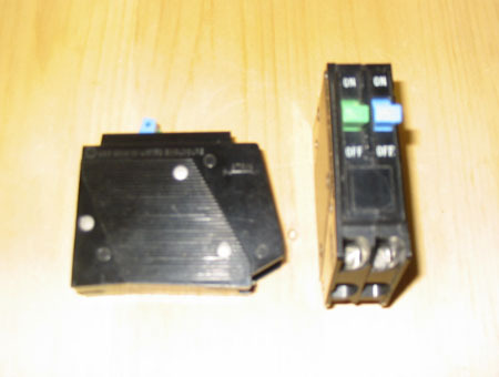 WESTINGHOUSE DNPL1530 &#39;TWIN&#39; CIRCUIT BREAKER (CUT-HAM DNPL1530) ~ RARE! - $39.99