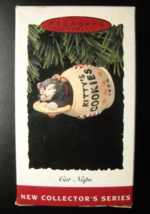 Hallmark Keepsake Christmas Ornament 1994 Cat Nap First in Cat Nap Series Boxed - £5.52 GBP