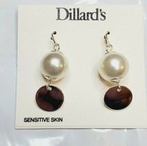 Dillard&#39;s Silver Tone French Wire Earrings Silver Dangle Pearl With Disc New - £10.67 GBP