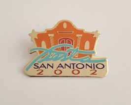 Limited Edition FIESTA PIN 2002 San Antonio Texas Official Gold Tone 1.5&quot; - £11.84 GBP
