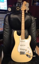 Guitar Fender Stratocaster - £17,209.86 GBP