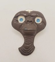 ET the Extraterrestrial Vintage Lapel Vest Pin Brown With Blue Eyes 3D E.T. - $19.60