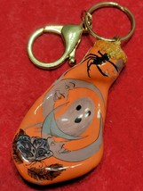 &quot;All Hollows Eve&quot; Hudson rvr mollusk keychain/fob.2023. - £17.58 GBP