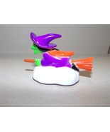 Hard Plastic Flying Witch on Broom Halloween &quot;Pullback Racer&quot; - €5,41 EUR