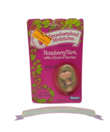 VINTAGE STRAWBERRYLAND MINIATURES RASPBERRY TART W BERRIES STRAWBERRY SH... - €24,75 EUR