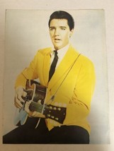 Elvis Presley Magazine Pinup Picture Elvis In Yellow Jacket - £3.81 GBP