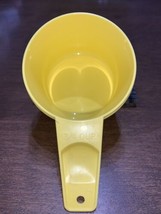 Tupperware 762 Replacement Measuring Cup 3/4-Cup Sunshine Yellow - £4.53 GBP