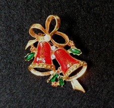 Gold Tone And Enamel 2 Bell And Bow Christmas Brooch Pin Costume Jewelry - £9.51 GBP