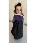 AMISH GIRL DOLL  Heart Shaped Stand 8&quot; Doll - £6.98 GBP
