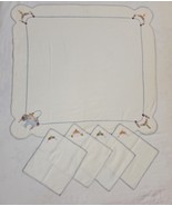 Vintage White Linen Picnic Tableloth 31&quot; X 29&quot; &amp; 4 Napkins Embroidered H... - $27.15 CAD