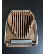 Vintage Egg Slicer Plastic Stainless Brown Gold Daisies Hong Kong Flower... - $16.92 CAD