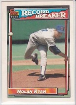 M) 1992 Topps Baseball Trading Card - Nolan Ryan #4 - $1.97