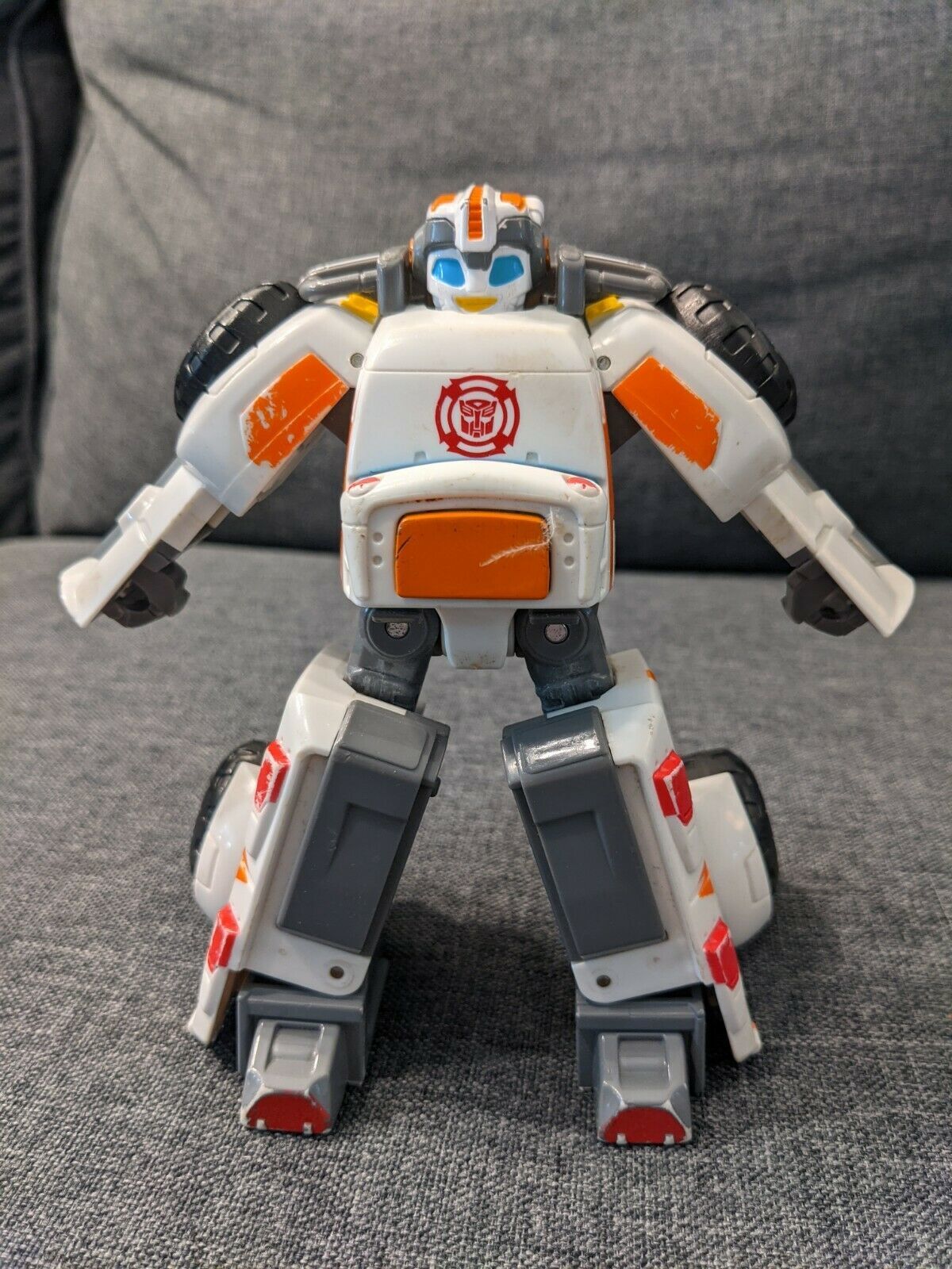 Primary image for Playskool Heroes Rescue Bots MEDIX Doc-Bot Transformer Figure
