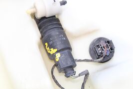 Wash Reservoir Without Headlamp Washers Fits 03-06 PORSCHE CAYENNE 41563 image 10