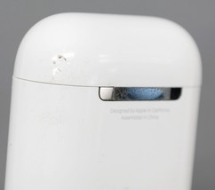 Apple AirPods 2nd Generation with Wired Charging Case - White (MV7N2AM/A) image 10