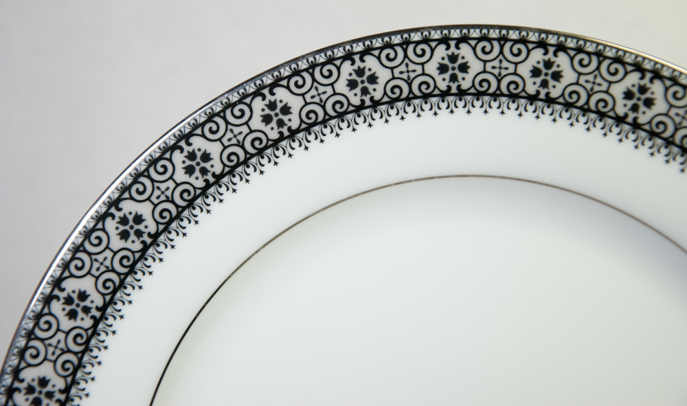 Noritake Segovia 8-1/8" Salad Plate 2216 Black Scrolling Platinum Trim Item image 2