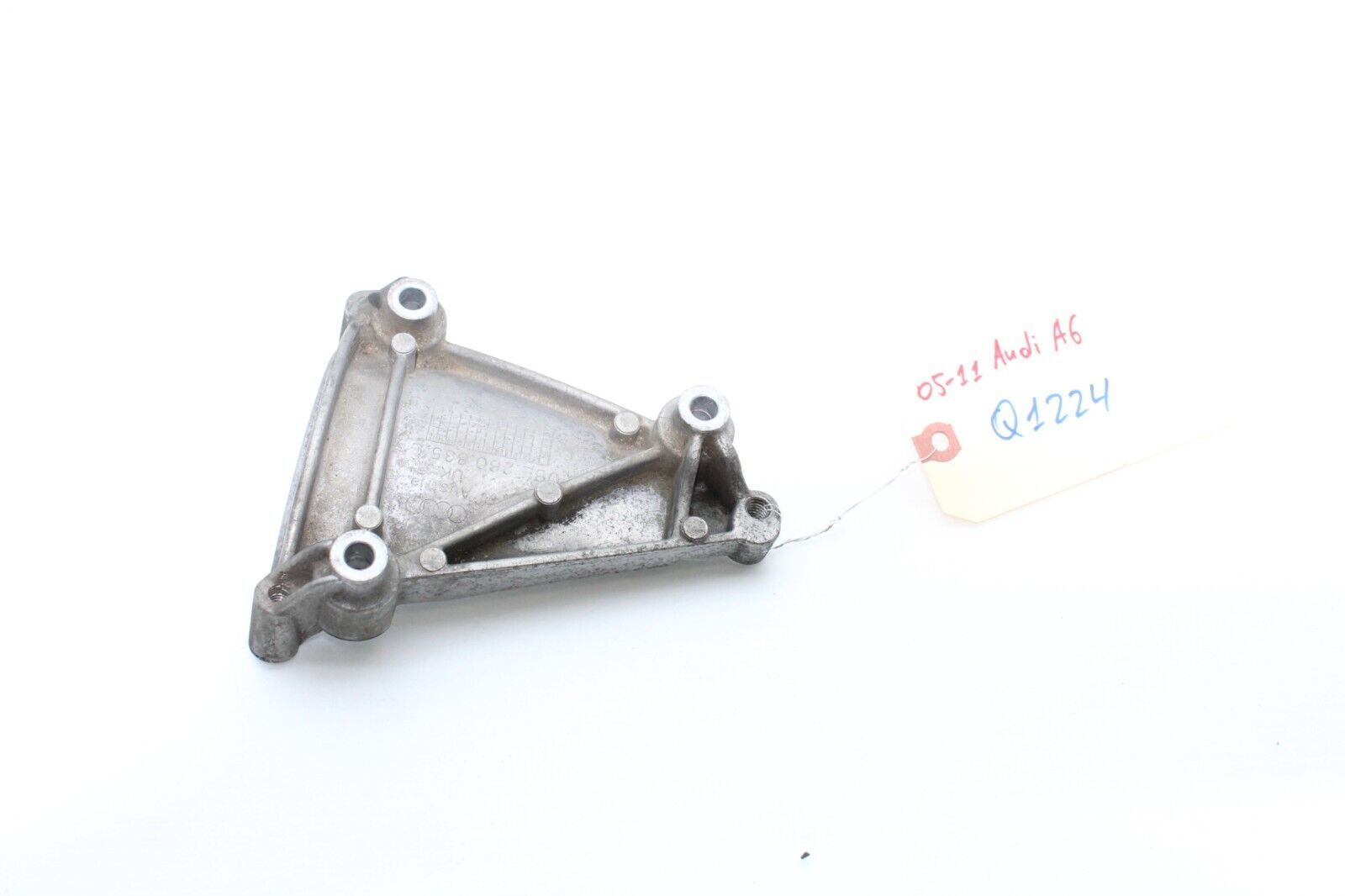 05-11 AUDI A6 A/C COMPRESSOR MOUNT BRACKET Q1224 - $51.59