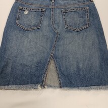 Old Navy RN#54023 Women's Blue Cotton Frayed Bottom Denim Skirt Size 8 image 15