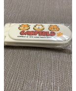 Garfield Etiquette Brush White Retro - $590.54 MXN