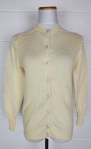 Vintage Bucks Countian Jacques de Loux  Womens Cream Wool Cardigan Sweat... - £19.83 GBP