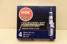 Box of 4 NGK Iridium Motorcycle &amp; Power Sports Spark Plugs Stock No 3521 CR9EIX - £25.68 GBP