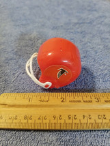 Vintage 1980&#39;s Atlanta Falcons Mini Plastic Gumball NFL Football Helmet - £5.96 GBP