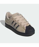 Adidas Originals Superstar 2 W Stone Khaki/Silver Metallic/Core Black JR... - $2,503.42 MXN