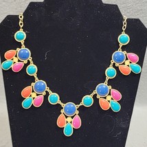 Multi-Colored Lucite Necklace Navy Coral Fuchsia Cream Turquoise Gold Tone - $278.72 MXN