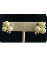 Vintage Signed Bergere Rhinestone Imitation Pearl Clip On Earrings - $296.47 MXN