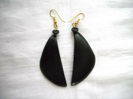 Ebony Black Painted Wood Semi Round Curve Dangling Drop Pair Of Earrings - £6.79 GBP