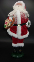 Christmas Santa Claus Carolers Byers Choice 14&quot; Tall Figurine 2009 Limited ed. - £38.93 GBP