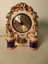 1950&#39;s M.M. Co Porcelain Clock, Hand Painted with 24kt Gold, Running - £23.09 GBP