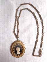 Coro Gold Tone Cameo Pendant Necklace on Bar Link Chain Vintage 9 1/4&quot; AS IS - £9.85 GBP