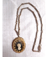 Coro Gold Tone Cameo Pendant Necklace on Bar Link Chain Vintage 9 1/4&quot; A... - £9.71 GBP