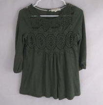 Rewind Women&#39;s Green Blouse With Floral Accent Size XS - $11.63