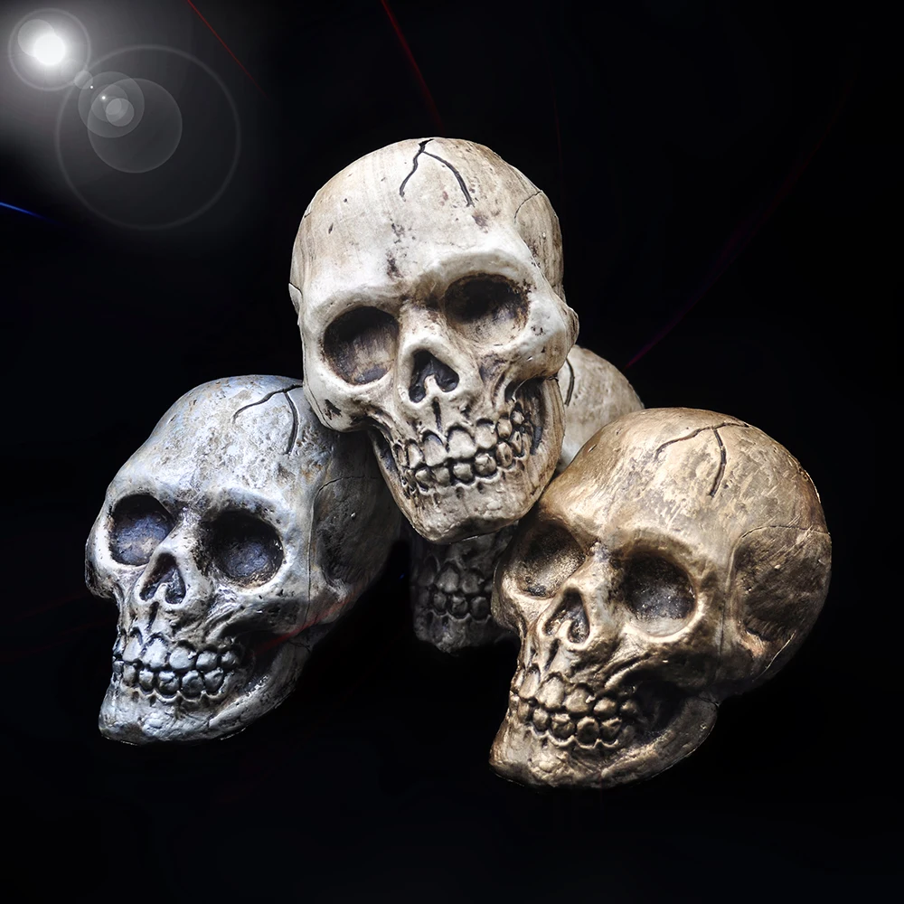 Halloween Skull Decoration High Quality Plastic Skull Model Pendant Statue - £12.21 GBP+