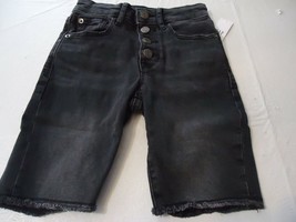 GIRLS GAP BUTTON FLY, BLACK WASH, STRETCH BERMUDA SIZE 7 Slim NWT - $15.81